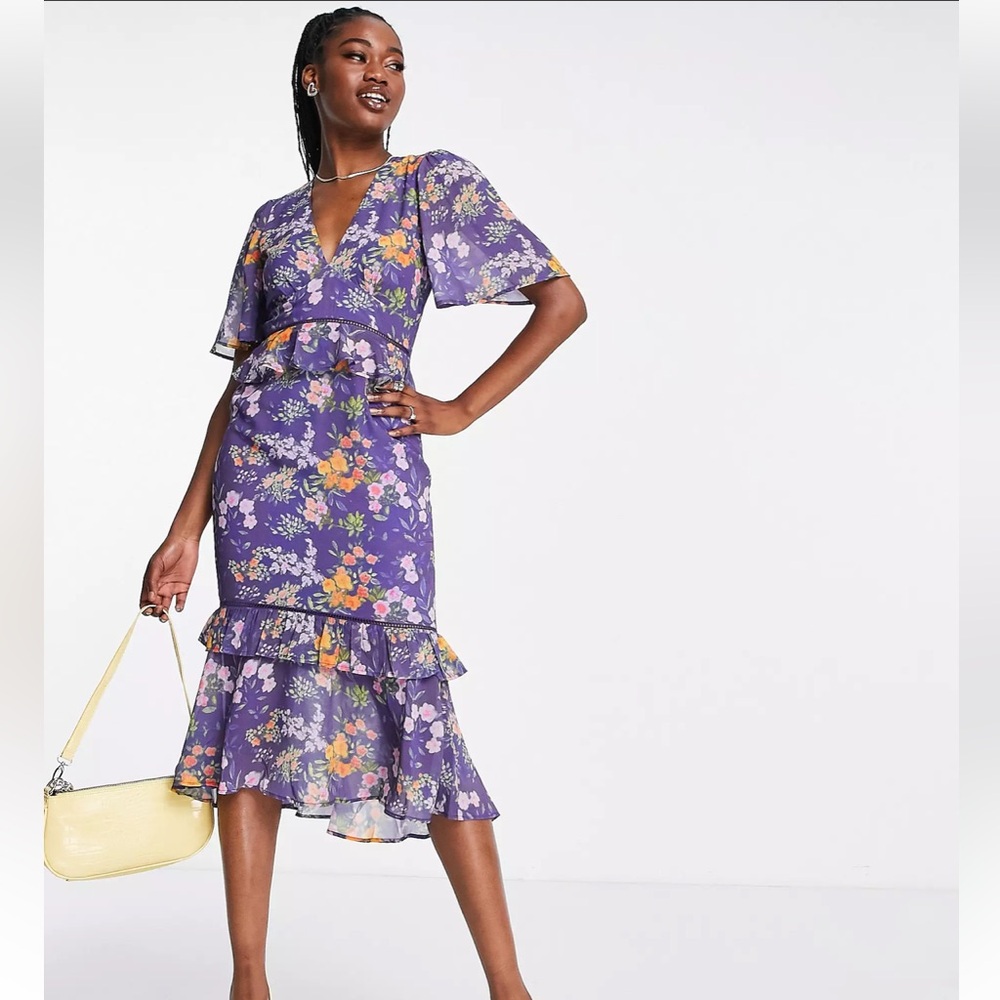 Hope & Ivy open back drop hem midi tea dress in navy floral